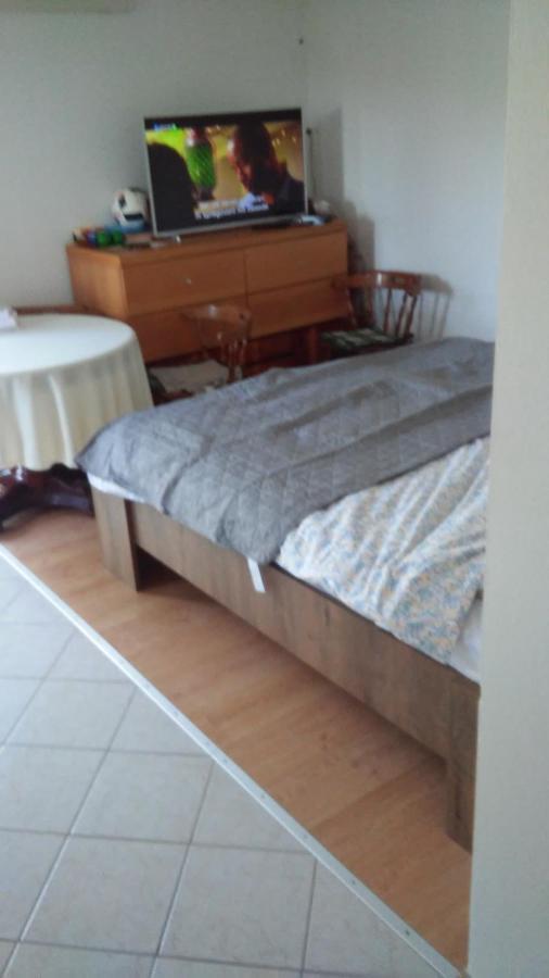 Studio-Apartma Med Oljkami Appartement Portorož Buitenkant foto